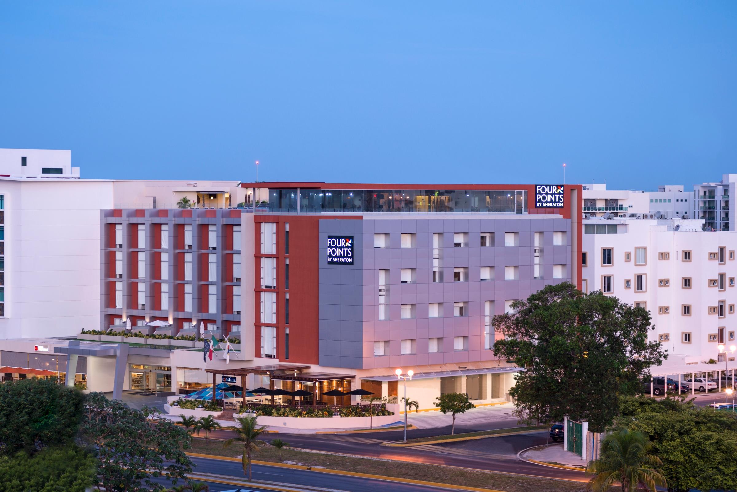 Four Points By Sheraton Cancun Centro Extérieur photo