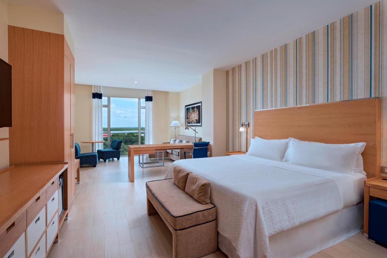 Four Points By Sheraton Cancun Centro Extérieur photo