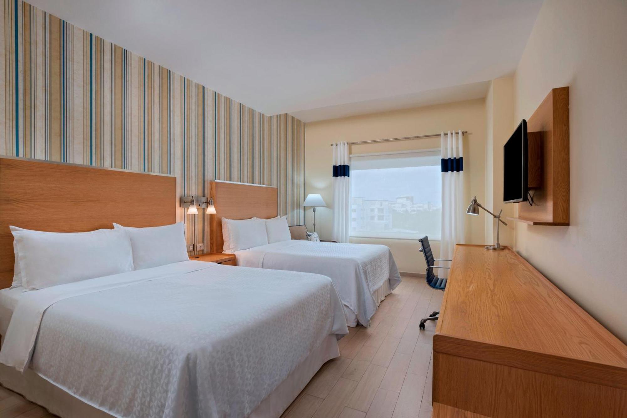 Four Points By Sheraton Cancun Centro Extérieur photo