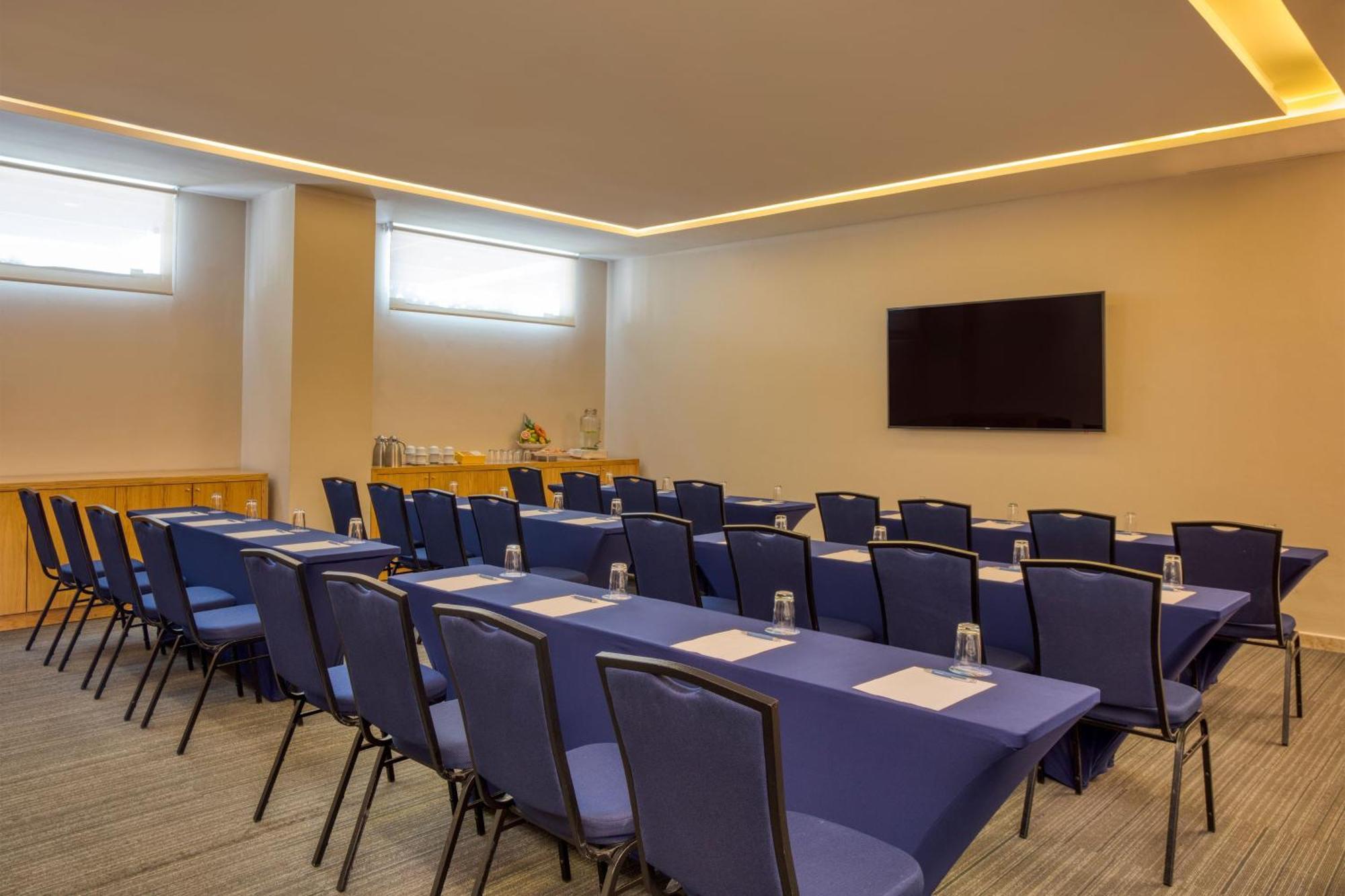 Four Points By Sheraton Cancun Centro Extérieur photo