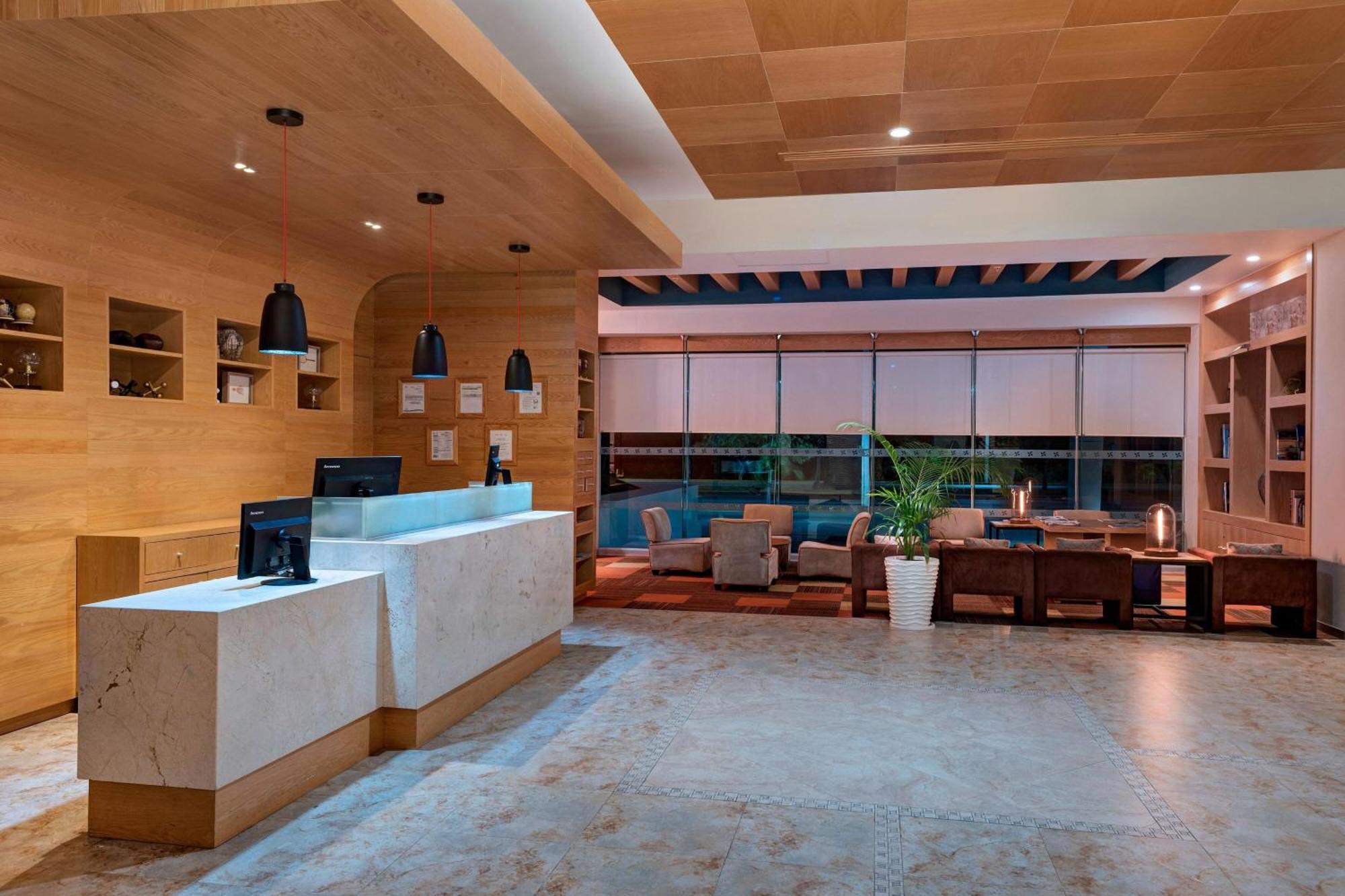 Four Points By Sheraton Cancun Centro Extérieur photo